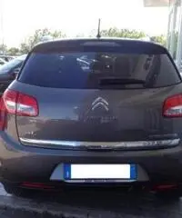 CITROEN C4 Aircross 1.8 HDi 150 Stop amp;Start 2WD Exclusive CITROEN C4 Aircross 1.8 HDi 150 Stop amp;Start 2WD Exclusive