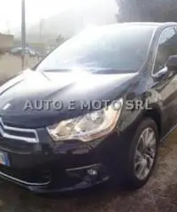 CITROEN DS4 1.6 e-HDi 115 airdream Chic CITROEN DS4 1.6 e-HDi 115 airdream Chic