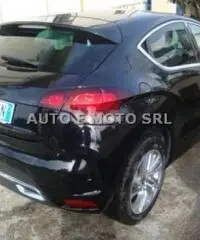 CITROEN DS4 1.6 e-HDi 115 airdream Chic CITROEN DS4 1.6 e-HDi 115 airdream Chic