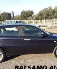 ALFA ROMEO 147 1.9 JTD (115 CV) cat 5p. Progression ALFA ROMEO 147 1.9 JTD (115 CV) cat 5p. Progression