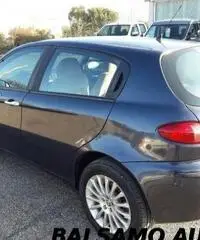 ALFA ROMEO 147 1.9 JTD (115 CV) cat 5p. Progression ALFA ROMEO 147 1.9 JTD (115 CV) cat 5p. Progression
