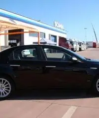 Alfa Romeo 159 SPORT 1.9 JTD M Alfa Romeo 159 SPORT 1.9 JTD M