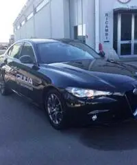 ALFA ROMEO Giulia 2.2 Turbodiesel 150 CV ALFA ROMEO Giulia 2.2 Turbodiesel 150 CV