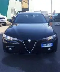 Alfa Romeo Giulia 2.2 Turbo Diesel 150 Cv Business Launch Edition Alfa Romeo Giulia 2.2 Turbo Diesel 150 Cv Business Launch Edition