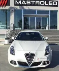 Alfa Romeo Giulietta 1.6 Jtdm-2 120 CV Progression Alfa Romeo Giulietta 1.6 Jtdm-2 120 CV Progression