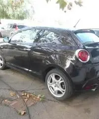Alfa Romeo Mito 1.6 Jtdm 16V Dist. Premium Pack Alfa Romeo Mito 1.6 Jtdm 16V Dist. Premium Pack