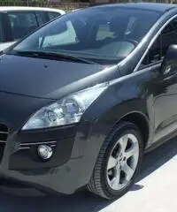 PEUGEOT 3008 1.6 HDi 110CV Premium PEUGEOT 3008 1.6 HDi 110CV Premium