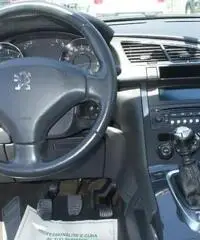 PEUGEOT 3008 1.6 HDi 110CV Premium PEUGEOT 3008 1.6 HDi 110CV Premium