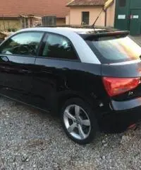 Audi A1 1.6 TDI bicolore Audi A1 1.6 TDI bicolore