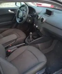 Audi A1 1.6 TDI bicolore Audi A1 1.6 TDI bicolore