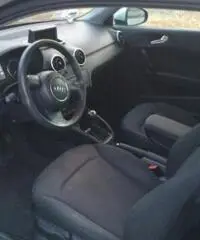 Audi A1 1.6 TDI bicolore Audi A1 1.6 TDI bicolore