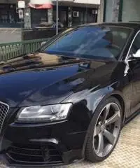 AUDI RS5 Coupé 4.2 V8 FSI quattro S tronic AUDI RS5 Coupé 4.2 V8 FSI quattro S tronic