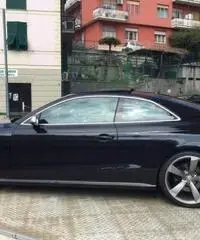 AUDI RS5 Coupé 4.2 V8 FSI quattro S tronic AUDI RS5 Coupé 4.2 V8 FSI quattro S tronic