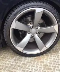 AUDI RS5 Coupé 4.2 V8 FSI quattro S tronic AUDI RS5 Coupé 4.2 V8 FSI quattro S tronic