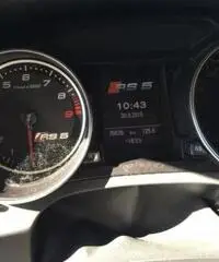 AUDI RS5 Coupé 4.2 V8 FSI quattro S tronic AUDI RS5 Coupé 4.2 V8 FSI quattro S tronic