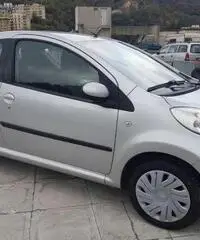 Citroen C1 1.0 69km - NEOPATENTATI Citroen C1 1.0 69km - NEOPATENTATI