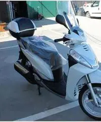 HONDA SH 300 NUOVO anno 2014 KM 0 HONDA SH 300 NUOVO anno 2014 KM 0