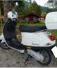 Vespa LX50 Bianco Perla