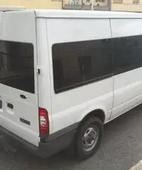 FORD Tourneo Transit 2.4 TDCi/140 Combi GANCIO TRAINO FORD Tourneo Transit 2.4 TDCi/140 Combi GANCIO TRAINO