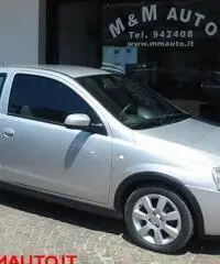 OPEL Corsa 1.2i 16V cat 3 porte Silverline!!!!!