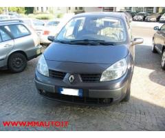 RENAULT Scenic 1.9 dCi Luxe Dynamique
