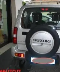 SUZUKI Jimny 1.3 4WD Evolution Plus SUZUKI Jimny 1.3 4WD Evolution Plus