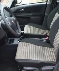 FIAT Sedici 2.0 MJT 16V DPF 4x4 Emotion