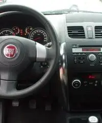 FIAT Sedici 2.0 MJT 16V DPF 4x4 Emotion FIAT Sedici 2.0 MJT 16V DPF 4x4 Emotion