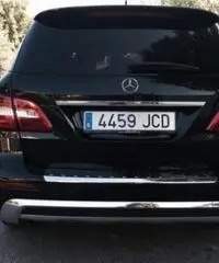 Mercedes-Benz ML 250 BlueTEC 4Matic Premium AMG Mercedes-Benz ML 250 BlueTEC 4Matic Premium AMG