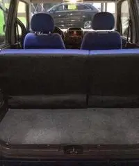 Opel Agila 1.0 12V Comfort Opel Agila 1.0 12V Comfort