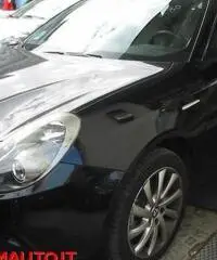 ALFA ROMEO Giulietta 1.6 JTDm-2 105 CV Distinctive  (MOD 2015) ALFA ROMEO Giulietta 1.6 JTDm-2 105 CV Distinctive  (MOD 2015)