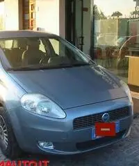 FIAT Grande Punto 1.4 Starjet 16V 5 porte Dynamic !!!
