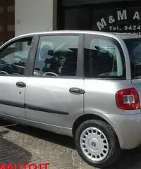 FIAT Multipla 1.6 16V Natural Power Active FIAT Multipla 1.6 16V Natural Power Active