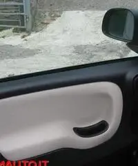 FIAT Panda 0.9 TwinAir Turbo Natural Power Easy FIAT Panda 0.9 TwinAir Turbo Natural Power Easy