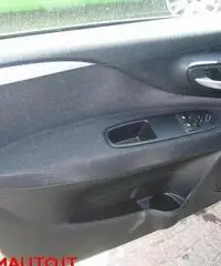 FIAT Punto 1.2 8V 5 porte Lounge EU 6