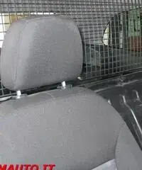 FORD Fiesta 1,4 TDCI  VAN (CLIMA)