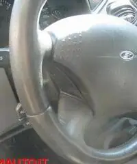 FORD Focus 1.6i 16V cat 5p. Ambiente