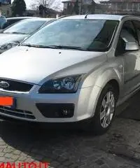 FORD Focus 1.8 TDCi (115CV) S.W. !!!!! FORD Focus 1.8 TDCi (115CV) S.W. !!!!!