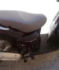 Vendo scarabeo 50cc