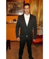 Cerco una ragazza seria Cerco una ragazza seria