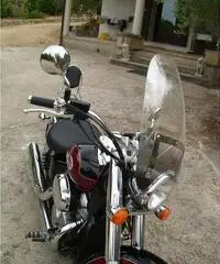 VENDO BELLISSIMA HONDA CUSTOM VT 750 VENDO BELLISSIMA HONDA CUSTOM VT 750