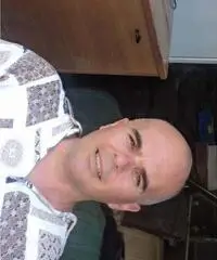 Uomo onesto cerca seria relazione Uomo onesto cerca seria relazione