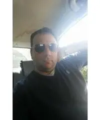 Ragazzo cerca ragazza seria per relazione Ragazzo cerca ragazza seria per relazione