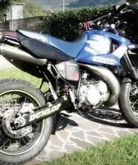 Motard Yamaha DTX 125
