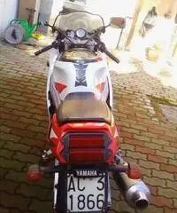 YZF 750R 1996 YZF 750R 1996