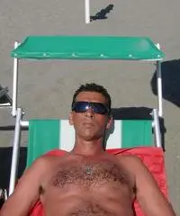 cerco donna per seria relazione. cerco donna per seria relazione.