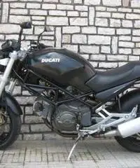 DUCATI MONSTER 600 DARK