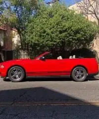 2011 Ford Mustang Convertibl