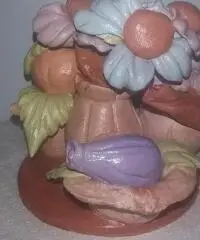 In vendita statuetta lavorata interamente a Mano