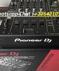 2x Pioneer CDJ-2000NXS2 e  1x DJM-900NXS2 mixer costo 1899 EUR 2x Pioneer CDJ-2000NXS2 e  1x DJM-900NXS2 mixer costo 1899 EUR